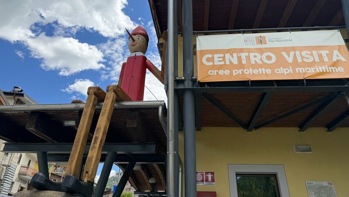 Un nuovo Pinocchio gigante a Vernante: è alto 9 metri