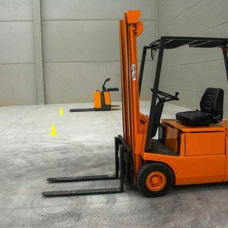 Lavorare come magazziniere: quanto incide il patentino muletto sul percorso professionale Lavorare come magazziniere: quanto incide il patentino muletto sul percorso professionale