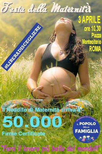 Festa della maternità a piazza Montecitorio a Roma