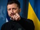 Zelensky contestato da chi aspira alla pace e chi vuole andare fino in fondo