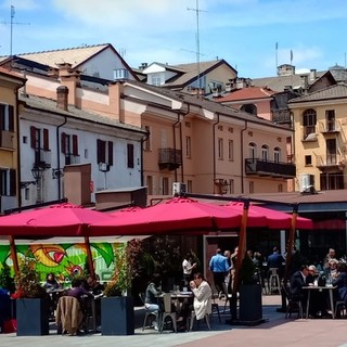 Piazza Boves, il vicensidaco Serale: &quot;I locali sono presidio della vita notturna sana. Bisogna lavorare su questo&quot;
