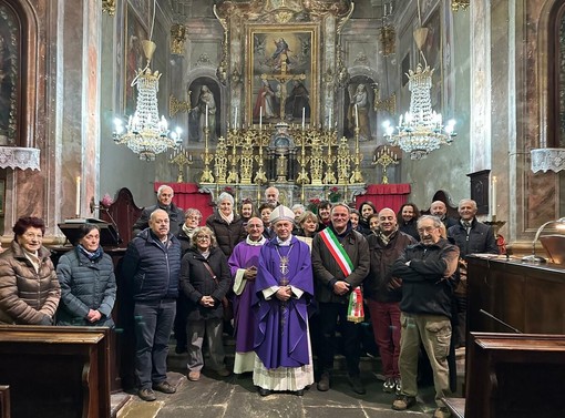 Roburent accoglie il nuovo parroco, don Beppe Canavese