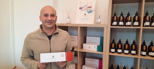 Samuele Silvestro ha aperto il punto vendita Parfumaker a Borgo San Dalmazzo