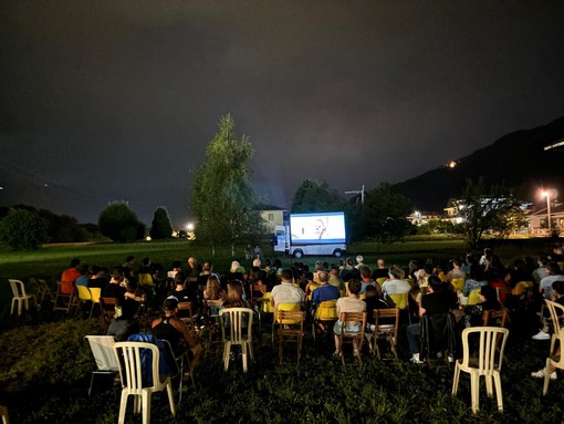 Rifreddo, al via il cinema all’aperto con “Filmentali x Teste fiorite” Rifreddo, al via il cinema all’aperto con “Filmentali x Teste fiorite”