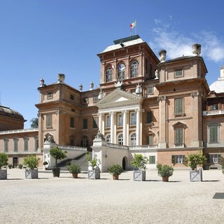 Racconigi: le iniziative estive dell'Ufficio Turistico tra storia, fotografia e tour in lingua