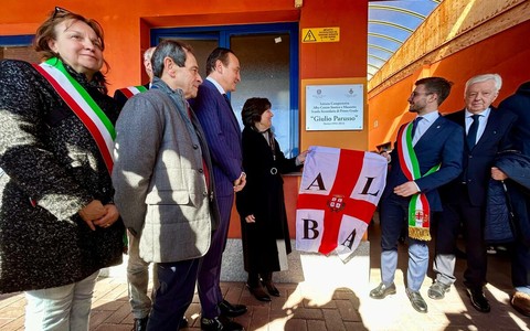 Nello scorso febbraio l'intitolazione della scuola media del Mussotto a Giulio Parusso