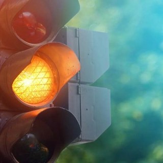 Cuneo, semafori di Borgo San Giuseppe e di viale Angeli ko: si attendono parti di ricambio