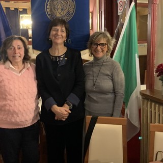 Maria Grazia Versiglia (Vice Presidente), Rosa Valmaggia (Presidente) Elena Cavallo (Past Presidente)