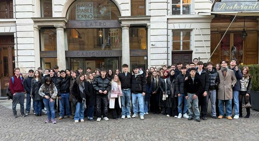 “Una domenica a teatro”: gli studenti dell’Arimondi-Eula di Racconigi al Teatro Carignano