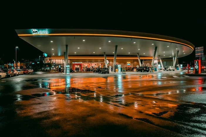 Spese per il Carburante più Prevedibili: Strategie per le Imprese di Cuneo che Operano in Provincia Spese per il Carburante più Prevedibili: Strategie per le Imprese di Cuneo che Operano in Provincia