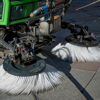 Mondovì, torna regolare il servizio di spazzamento meccanizzato delle strade: attenzione ai divieti Mondovì, torna regolare il servizio di spazzamento meccanizzato delle strade: attenzione ai divieti