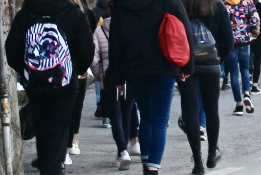 Rissa dopo una festa degli studenti a Mondovì: indagini in corso, carabinieri al lavoro per chiarire le responsabilità Rissa dopo una festa degli studenti a Mondovì: indagini in corso, carabinieri al lavoro per chiarire le responsabilità