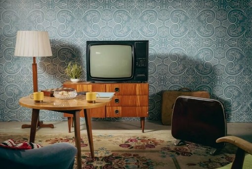 Dalla Dacia al Gigabit: Come Internet ha Trasformato il Soggiorno dei Romeni Dalla Dacia al Gigabit: Come Internet ha Trasformato il Soggiorno dei Romeni