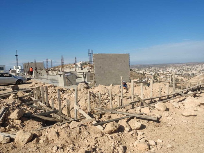 Palestina, avviato il cantiere della scuola di Khallet Taha: un sogno nato dalla solidarietà cuneese