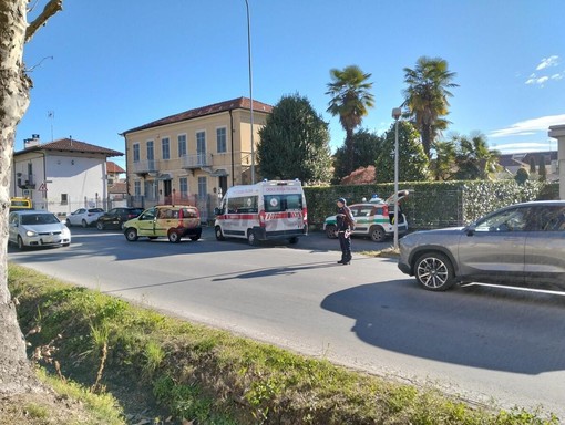 Scontro tra due veicoli a Verzuolo: un ferito lieve in via Provinciale Saluzzo