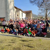 Sale Langhe ha commemorato il IV Novembre insieme alle scuole: "Riflessioni di speranza per una pace duratura" Sale Langhe ha commemorato il IV Novembre insieme alle scuole: "Riflessioni di speranza per una pace duratura"
