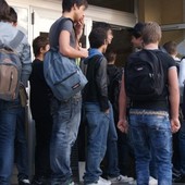 Scuole della Granda, i licei perdono il 2% di iscritti. Crescono gli istituti professionali Scuole della Granda, i licei perdono il 2% di iscritti. Crescono gli istituti professionali