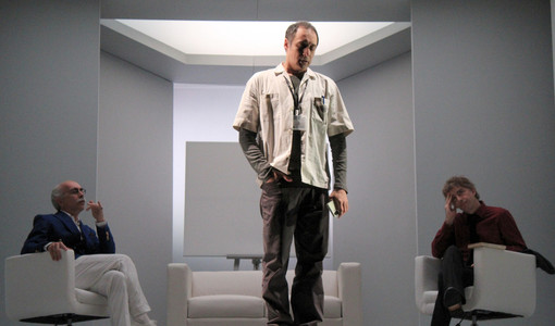 "Art" al teatro Toselli per riflettere sul significato dell’arte contemporanea e sul senso dell’amicizia