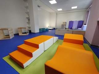 Gli interni del micronido “La casetta rossa” Gli interni del micronido “La casetta rossa”