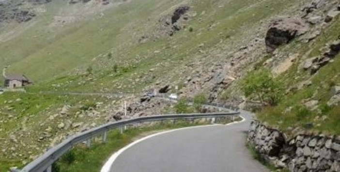 Riapre a mezzogiorno la strada da Pian della Regina e Pian del Re
