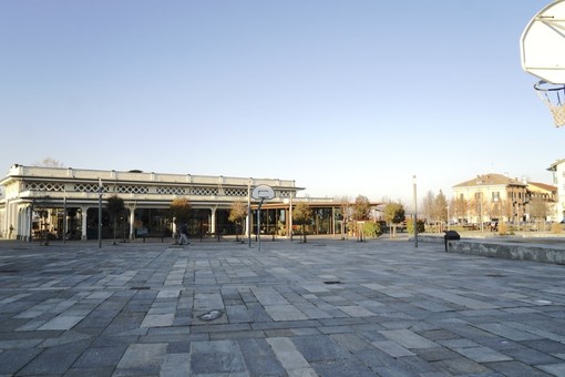 Tettoia Vinaj, il caso infinito torna in Consiglio: scontro sui conti e sulla gestione, “oltre 800 mila euro in ballo”