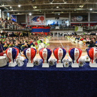 É Natale ma si pensa già a Pasqua: Mondovì Volley lancia la 15ª edizione del Torneo della Ceramica