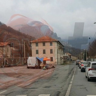 Statale 28 nel caos: code infinite verso il Piemonte nel giorno del controesodo post Festival