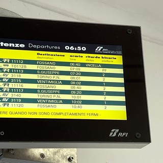 Ancora disagi per gli studenti della Val Bormida: cancellato il treno dei pendolari