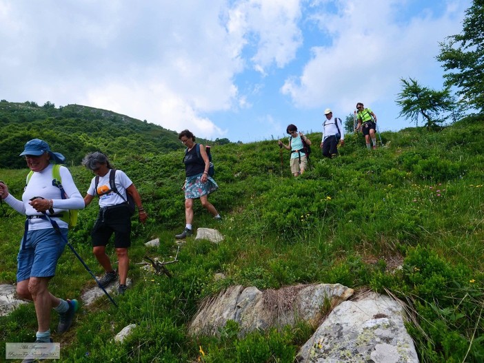 Garessio, bene  la prima escursione gratuita tra trekking e natura sul Bric Mindino