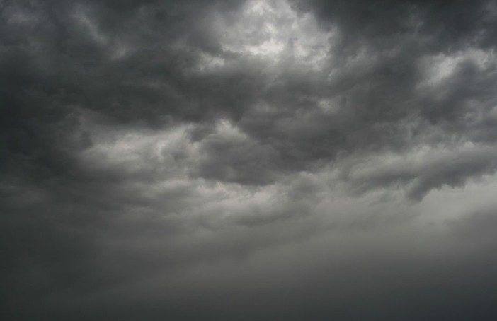 Caldo record e allerta temporali nel Cuneese: oggi il picco dell'afa, dal pomeriggio rischio nubifragi e grandine
