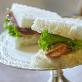 Il tramezzino compie 100 anni: storia del re dello spuntino (battezzato da D’Annunzio)