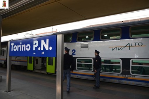 Controlli sulla tratta Cuneo-Torino in fascia serale: beccate persone senza biglietto e stranieri senza documenti