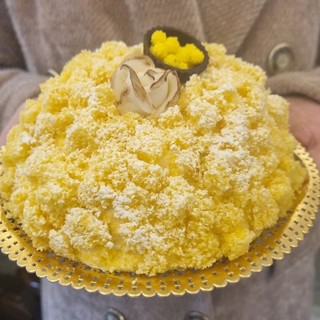 L’8 marzo in un piatto: dalla pasta alla Norma alla Margherita, fino alla torta Mimosa