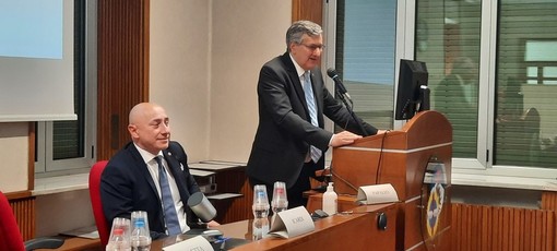 In foto il direttore generale Livio Tranchida con l'assessore regionale alla Sanità Luigi Genesio Icardi