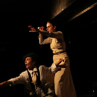 Al Teatro Civico di Busca va in scena lo spettacolo allegro-malinconico "Tata Marì"