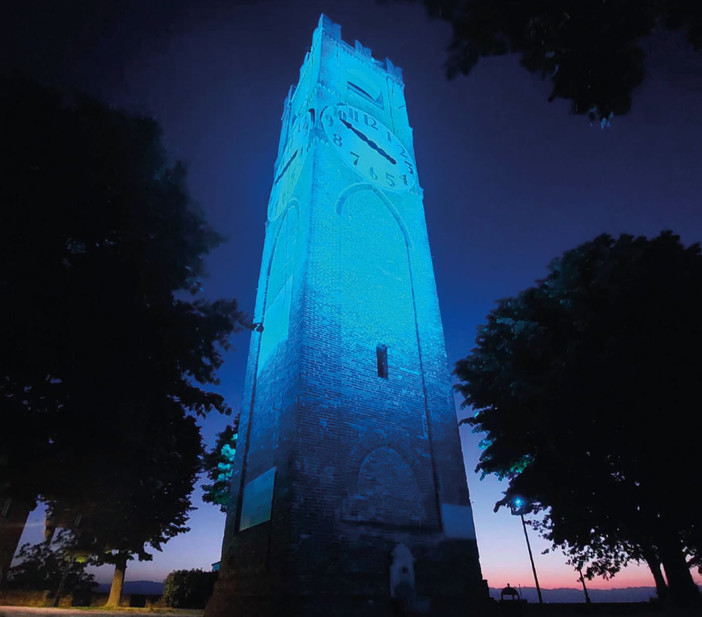 La torre del Belvedere di Mondovì e la torre civica di Cuneo si illumino di azzurro per la giornata della neurologia La torre del Belvedere di Mondovì e la torre civica di Cuneo si illumino di azzurro per la giornata della neurologia
