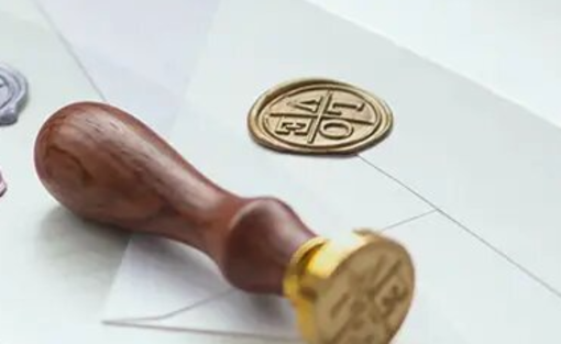 Timbri personalizzati e sigilli per ceralacca: come rafforzare la brand identity