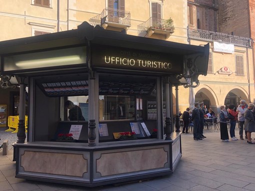 Dedicato a Piero Trucco il nuovo Ufficio Turistico di Savigliano in piazza Santarosa