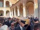 Funerali don Mazzi, l'uscita del feretro sulle note di "Io vagabondo" Funerali don Mazzi, l'uscita del feretro sulle note di "Io vagabondo"