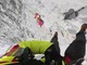 Alpinisti travolti dai sassi, il soccorso in elicottero a Courmayeur Alpinisti travolti dai sassi, il soccorso in elicottero a Courmayeur