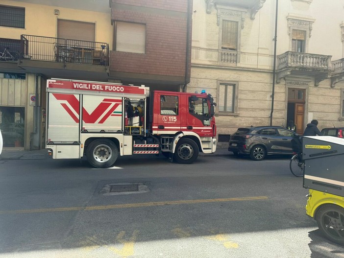 Frullatore in corto circuito in un appartamento di via XX Settembre a Cuneo
