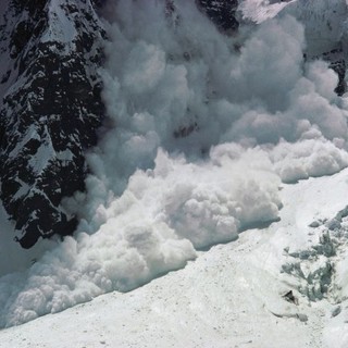 Domani ancora allerta gialla nelle valli della Granda, dove il pericolo valanghe raggiungerà il grado Forte