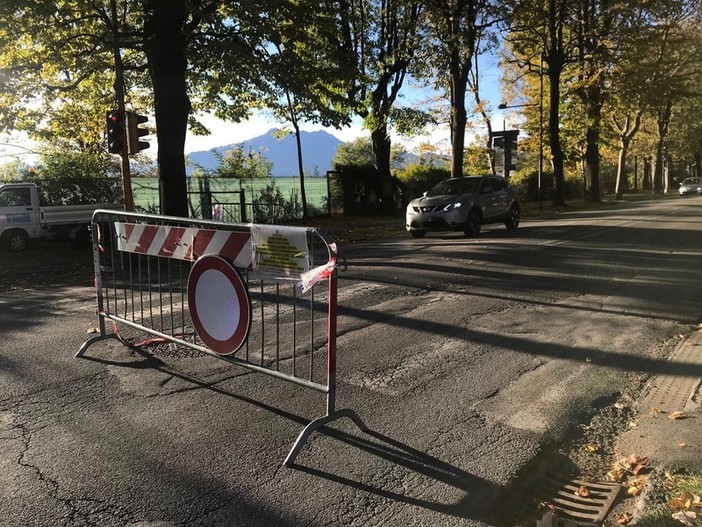 Si attende il monitoraggio: Viale degli Angeli a Cuneo resta chiuso al traffico