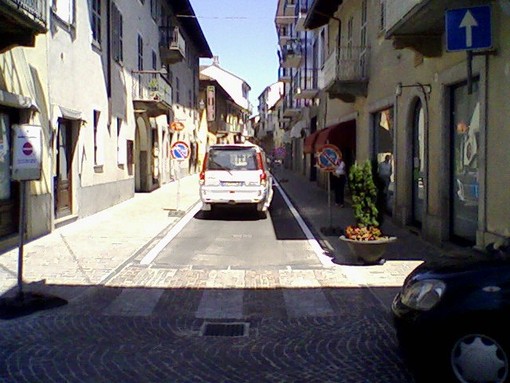 Via Pollenzo