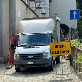 Saluzzo, il cantiere di via Santa Chiara prosegue Saluzzo, il cantiere di via Santa Chiara prosegue