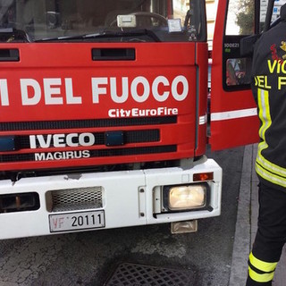 Esce di strada sulla Torino-Savona e finisce tra i rovi: grave un uomo di 78 anni