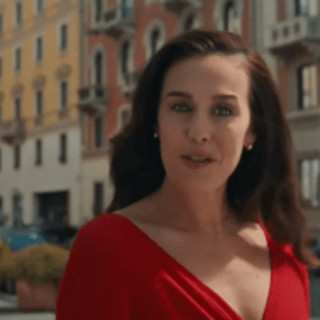 Fastweb vs Iliad, scintille per Megan Gale (ex-testimonial Omnitel): cosa sta succedendo Fastweb vs Iliad, scintille per Megan Gale (ex-testimonial Omnitel): cosa sta succedendo