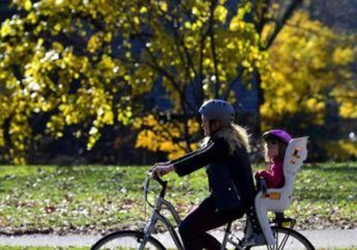 Ondata di caldo anomalo, temperature primaverili e zero termico a 3200 metri Ondata di caldo anomalo, temperature primaverili e zero termico a 3200 metri