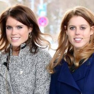 Re Carlo evita Andrew ma tiene a Beatrice ed Eugenia, come scorre la vita della famiglia reale