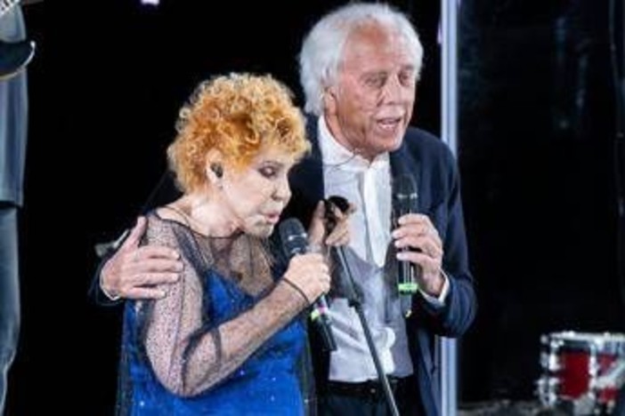 Mario Lavezzi a Verissimo: "Ornella Vanoni? Eravamo inseparabili, è andata via in silenzio" Mario Lavezzi a Verissimo: "Ornella Vanoni? Eravamo inseparabili, è andata via in silenzio"